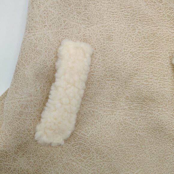 The Cuddle Collab Pet Shearling Vest Small Dog Up To 20lbSize Small up to 20 lbs - Picture 5 of 11